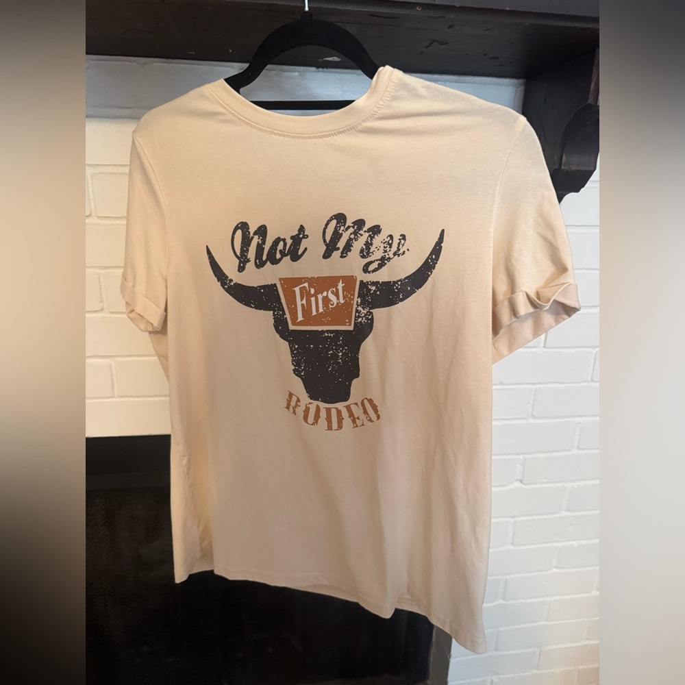 Women’s Rodeo Graphic Tee